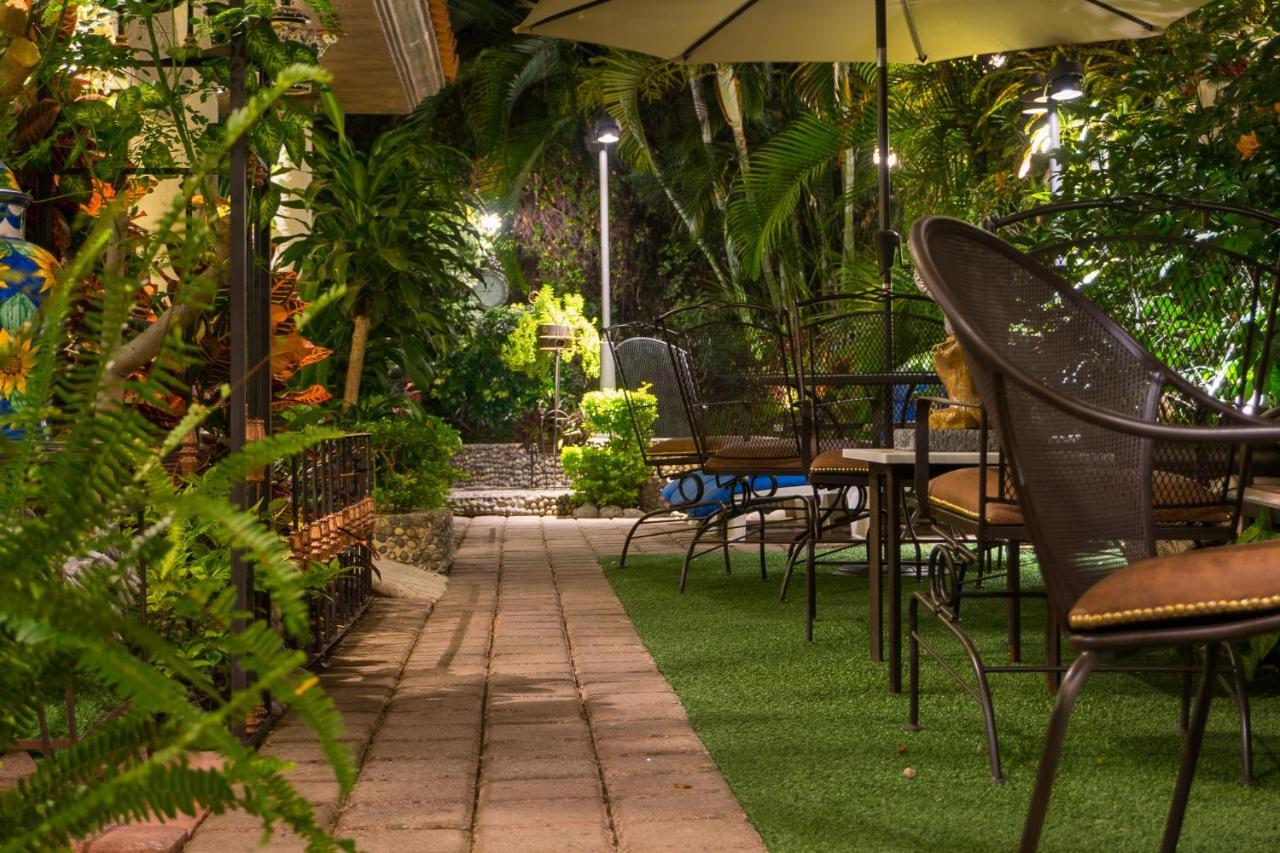 El Jardin Del Eden B&B Boutique Куэрнавака Экстерьер фото
